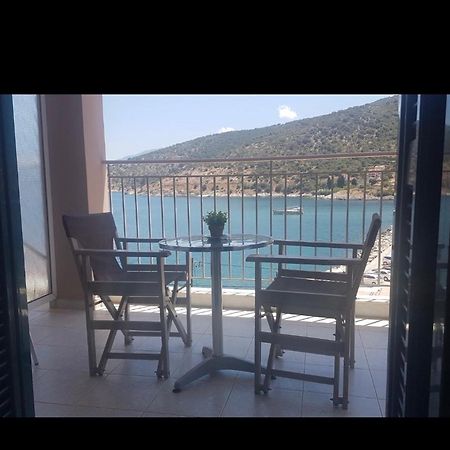 Poseidon Apartments Agia Efimia エクステリア 写真