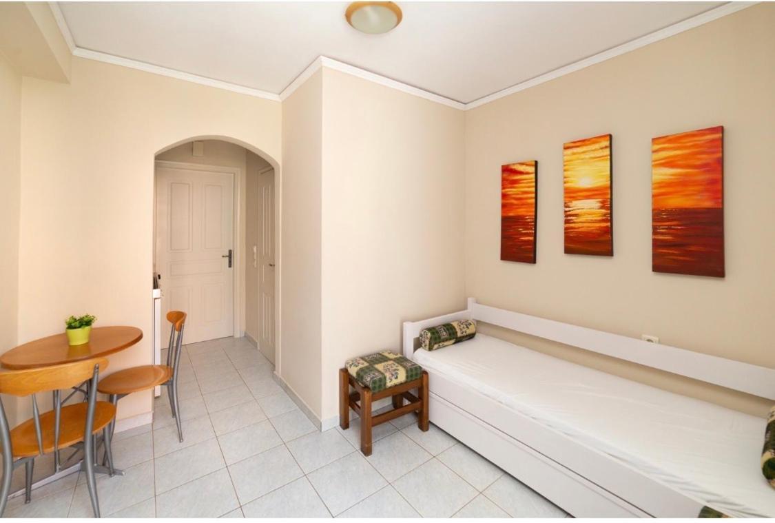 Poseidon Apartments Agia Efimia エクステリア 写真