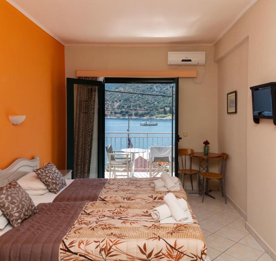 Poseidon Apartments Agia Efimia エクステリア 写真